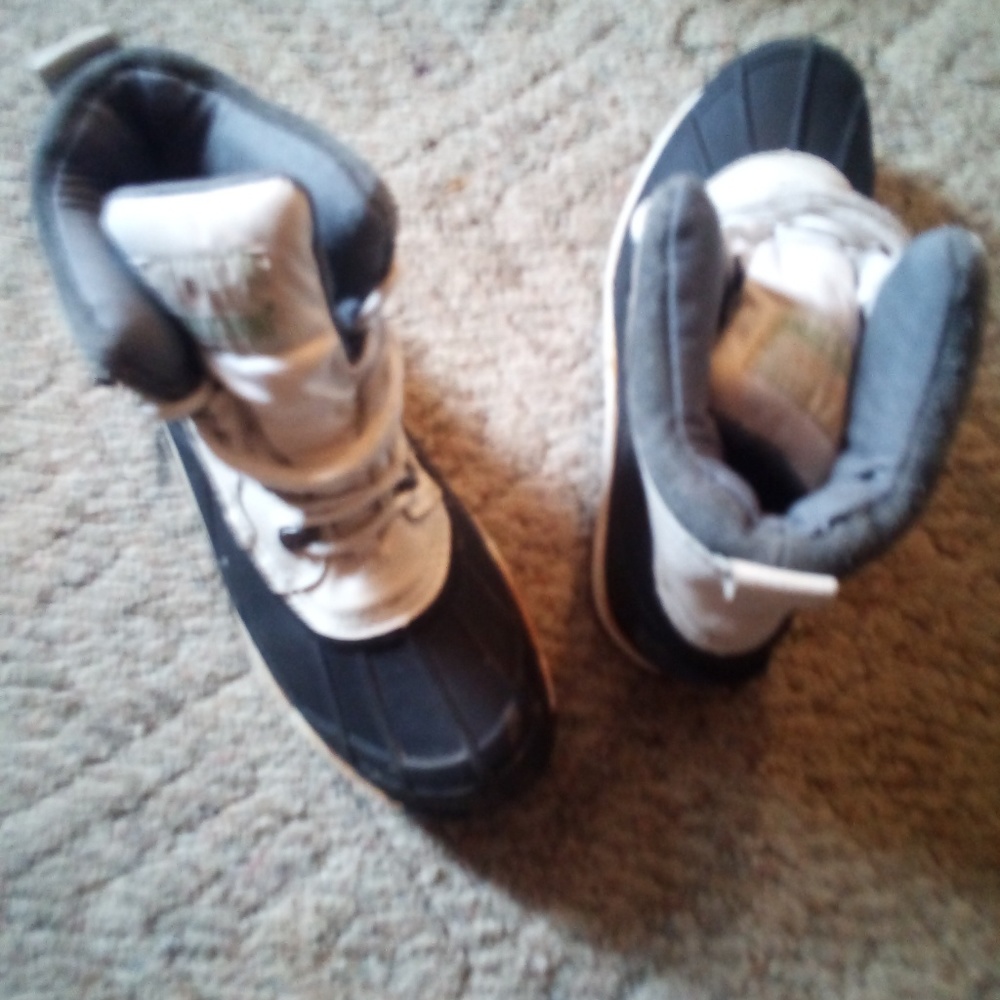 TIMBERLANDS Insulated blue and white size 9